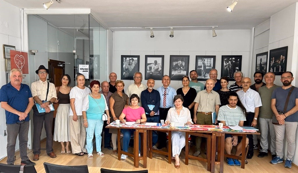 MÜZED GENEL MERKEZİ BASINA VE KAMUOYUNA DUYURU: MÜZED 11. OLAĞAN GENEL KURULU TAMAMLANDI GENEL BAŞKANLIK GÖREVİNDE NÖBET DEĞİŞİMİ YAPILDI