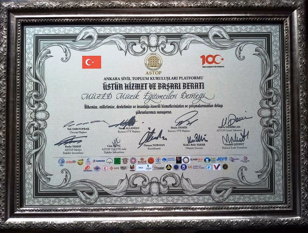 MÜZİK EĞİTİMCİLERİ DERNEĞİMİZE ASTOP'DAN ÜSTÜN HİZMET VE BAŞARI ÖDÜLÜ